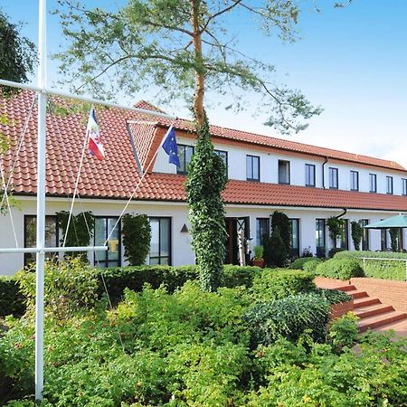 Apartments Post Hiddensee, Вите Екстериор снимка