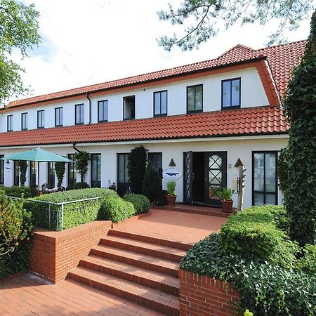 Apartments Post Hiddensee, Вите Екстериор снимка