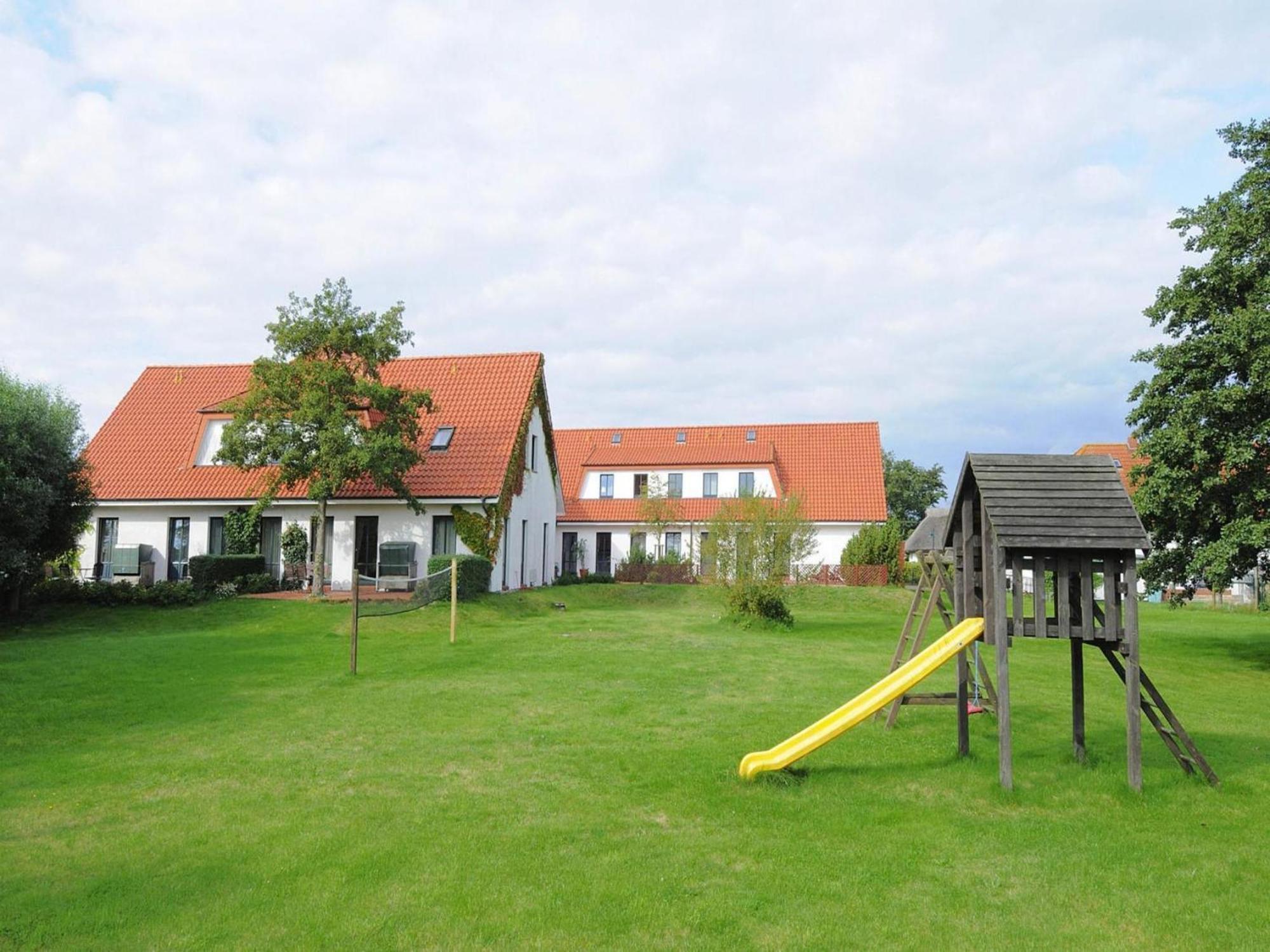 Apartments Post Hiddensee, Вите Екстериор снимка