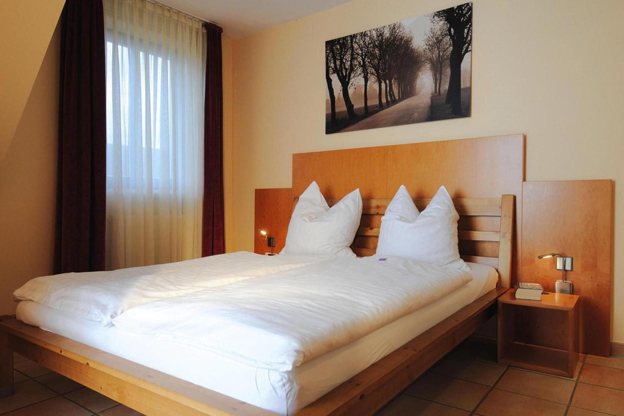 Apartments Post Hiddensee, Вите Екстериор снимка