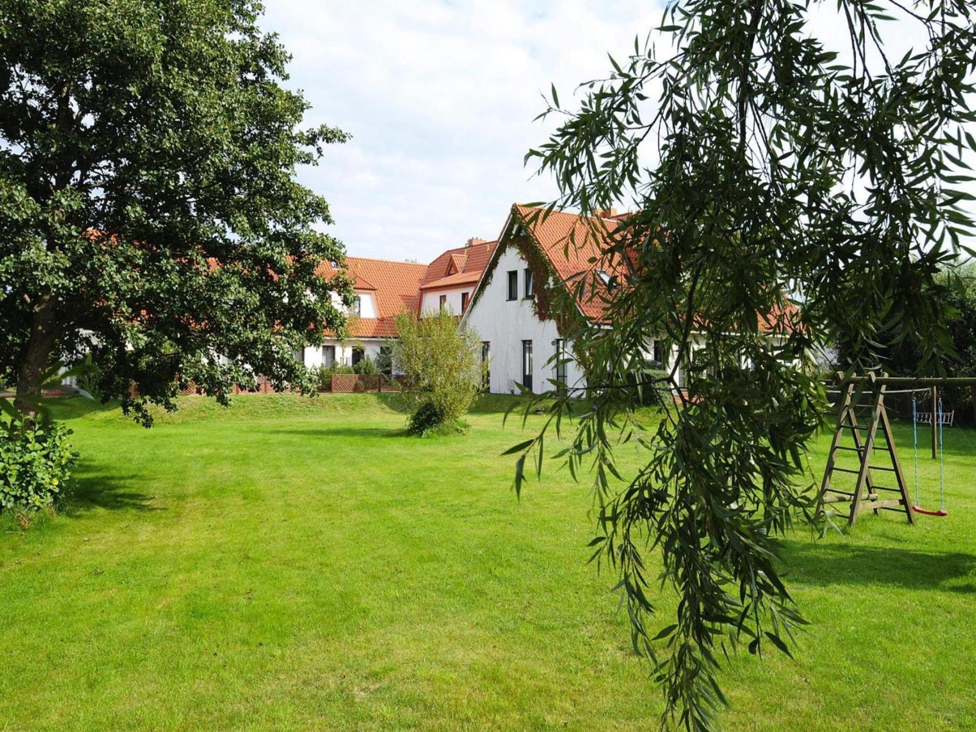 Apartments Post Hiddensee, Вите Екстериор снимка